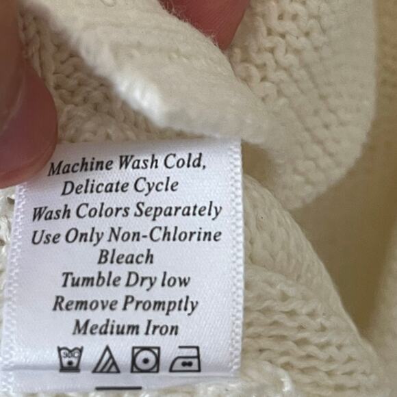 Women's Pink Lily Cream Lake Lightweight Summer Spring Sweater Size Small - Picture 5 of 5